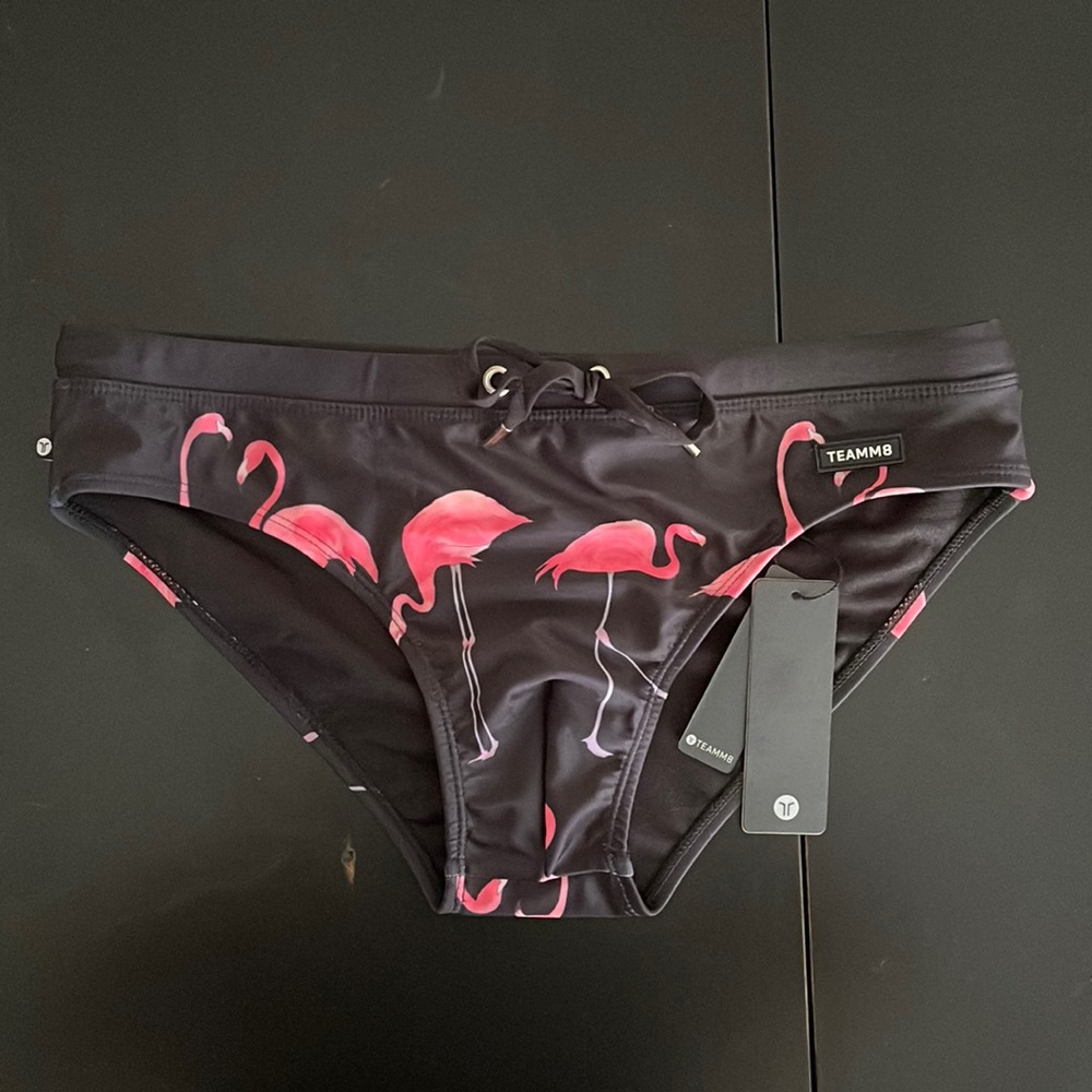 TEAMM8 Swim Brief